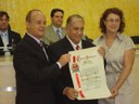 Vereador Nelson Nabor Buzinaro, o homenagado e sua esposa