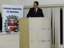 Vereador Rodrigo Castilho durante seu pronunciamento pelo 68º aniversário de emancipação de Dracena
