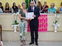 Homenageada Maria de Lourdes Villar César e o vereador Cláudio José Pasqualeto