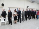 Vereadores eleitos durante a execução do Hino Nacional