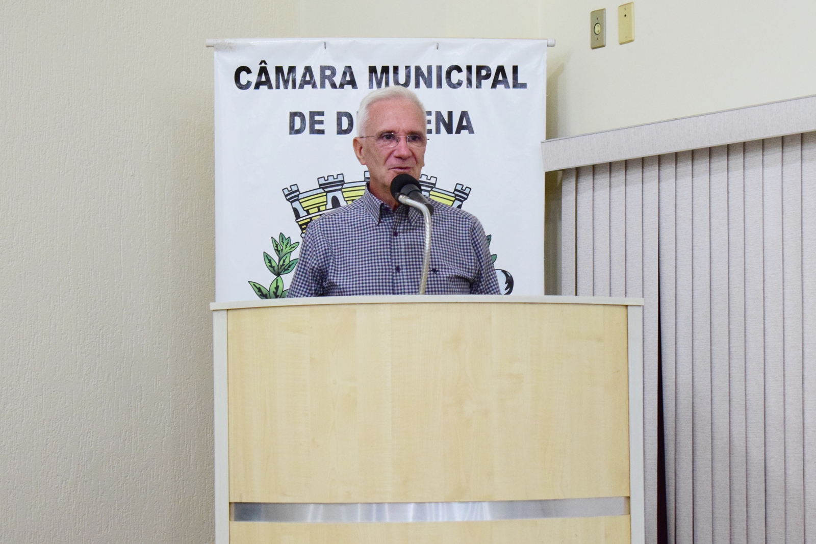 Pastor Carlos Castanheira.JPG