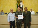 Vereador Milton Polon, o Atirador Rafael Matheus Teixeira de Brito e o Sargento Douglas Emerson Dias dos Santos