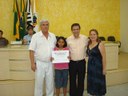 Vereador Francisco Rossi, Aline Pedron de Andrade, aluna do 6º Ano da E.E. 9 de Julho, Dr. Marco Antonio Colman, Coordenador de Saúde Bucal e Dra. Silvia Cristina Tavares Vaz