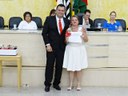 Vereador Higor Tossato e a homenageada Rosimeire Ussifati Neri (Centro Espírita “Caibar Schutel”)