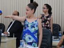 Durante o juramento, os vereadores-estudantes prometem guardar a Constituição Federal, a Estadual e a LOM