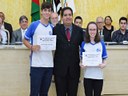 Vereador Rodrigo Castilho entrega Diploma aos vereadores-estudantes do Parlamento Jovem 2019