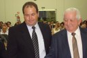 Vereador Claudinei Millan Pessoa recebendo o Sr. Plino de Arruda - Ex-Vereador, atuou na 5ª e 6ª Legislatura