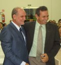 Vereador Milton Polon recebendo o ex-Vereador José Roberto Zarzur - atuou na 8ª / 9ª / 10ª / 11ª e 13ª Legislatura