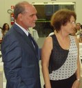 Vereador Milton Polon recebendo a Sra. Neuza Rodrigues de Barros filha do ex-Vereador Joaquim Rodrigues de Barros