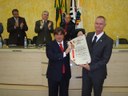 Vereador Presidente Juliano Brito Bertolini e o homenageado Prof. Dr. Herman Jacobus Cornelis Voorwald