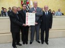 Prof. Paulo Figueiredo recebe o Título de Cidadão Honorário de Dracena durante a 20ª Sessão Ordinária.