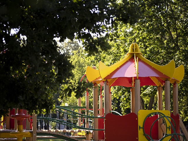 A Câmara de Dracena sugere a instalação de um parque infantil na EMEFI Vereador João Millan Barbosa