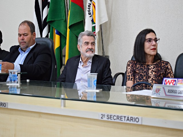 Artista plástico Adélio Sarro é Cidadão Honorário de Dracena