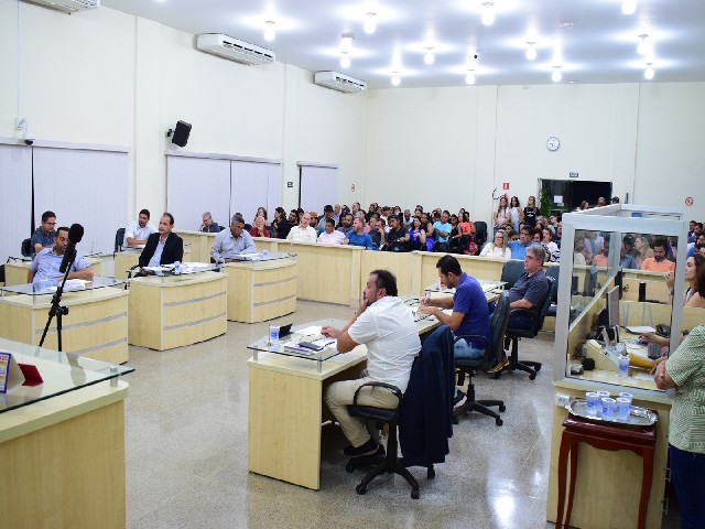 Câmara de Dracena aprova reajuste salarial dos servidores públicos municipais