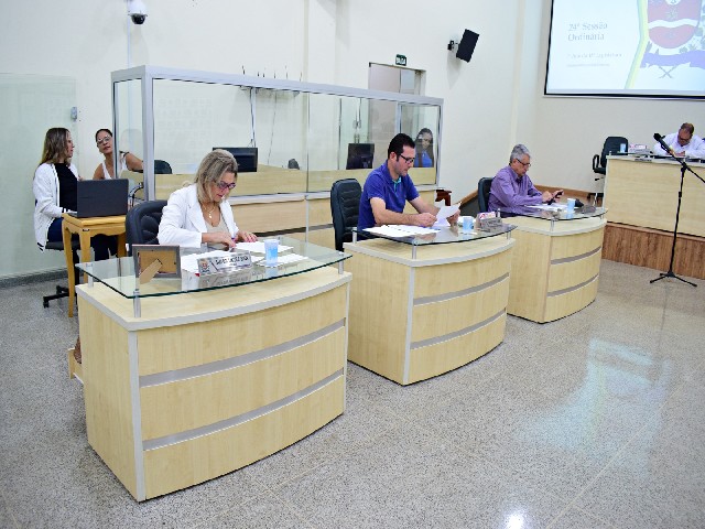 Câmara de Dracena discute revogação de lei que proíbe uso e venda de cigarros eletrônicos a menores de idade