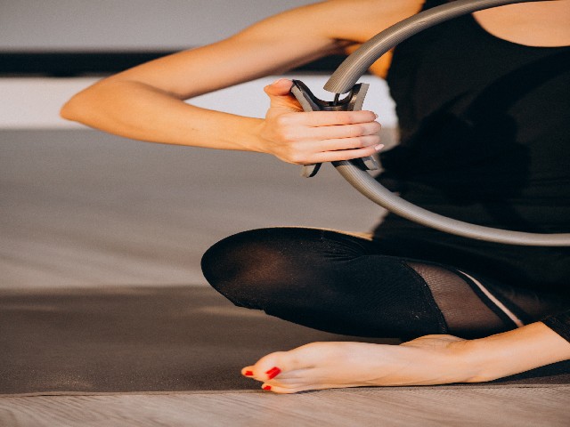 Câmara de Dracena questiona a Administração se a fisioterapia e pilates voltarão aos postinhos de saúde.