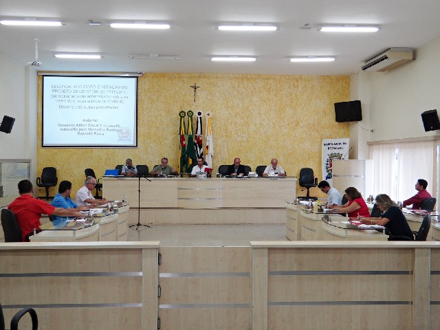 Câmara entrega Título de Cidadão Honorário ao Sr. Luiz Carlos Motta