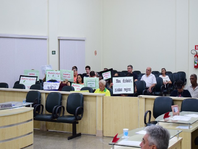 Câmara Municipal de Dracena realiza primeira sessão ordinária