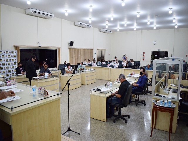 Câmara rejeita parecer da Comissão que sugeria arquivamento de denúncia contra vereador Monteiro