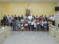 Entregues Diplomas pelo Dia do Dente São e Líder Comunitário