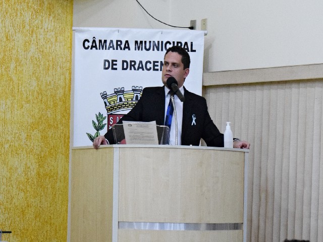 Limpeza do Centro Comunitário do Jardim Jussara é solicitada pelo vereador Victor Palhares.