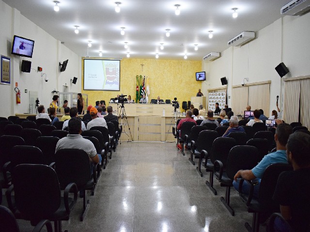 Pedidos de cassação contra vereadores são acolhidos e Câmara de Dracena constitui três comissões processantes