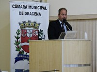 Presidente Millan indica melhorias em escola municipal