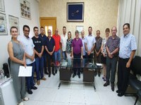 Projetos de concessão de abono para servidores públicos municipais são discutidos na Câmara