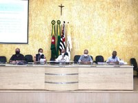 Requerimentos e indicações são apresentados em sessão ordinária da Câmara Municipal de Dracena