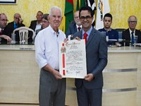 Sessão solene pelo aniversário de Dracena tem instalação do Parlamento Jovem e Título de Cidadão Honorário