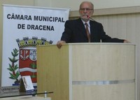 Vereador parabeniza em sessão eventos realizados pelo Dia das mães e pelo Dia Estadual da Saúde