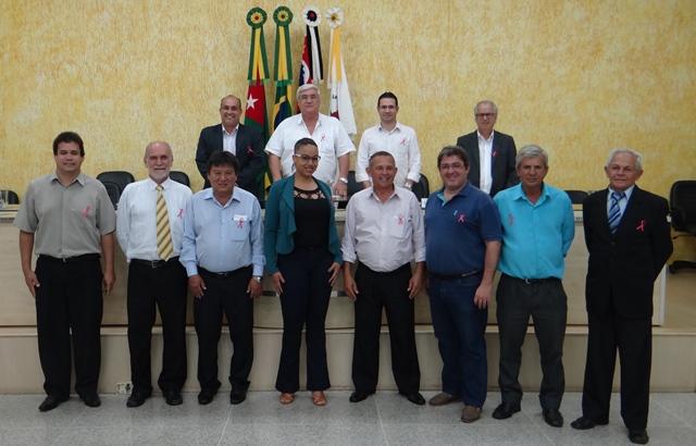 Vereadores apóiam ações do Outubro Rosa em Sessão