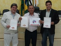 Vereadores se destacam em pesquisa e receberão Medalha Alferes Tiradentes