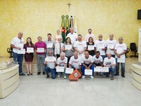 Vôlei Adaptado (60 anos) recebe Diplomas de Honra ao Mérito