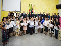Voluntárias de entidades dracenenses recebem homenagens na Câmara Municipal de Dracena